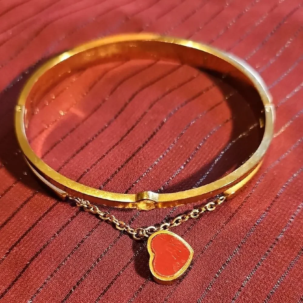 8 Assorted Gold Charm Bracelets